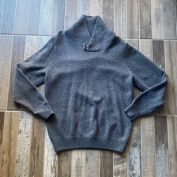 Old Navy Other - Old Navy Sweater-EUC